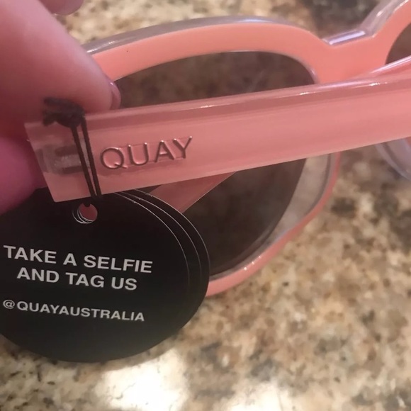 NWT Quay Cat eye sunglasses - Picture 8 of 8
